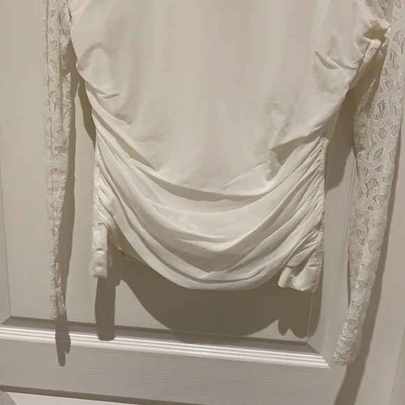 Nwot EMMA lace blouse - Picture 10 of 11